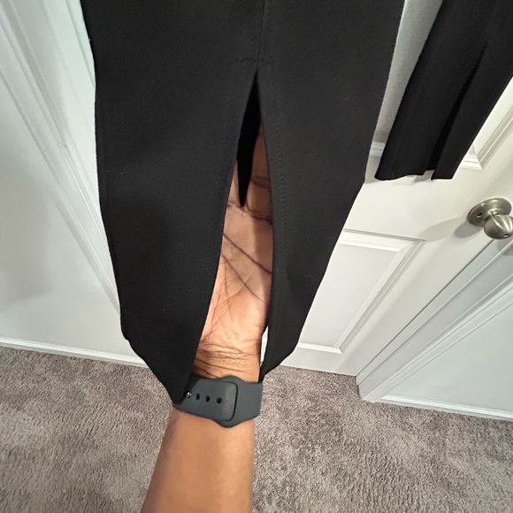 Old Navy Extra High-Waisted Stevie Split-Front Skinny Pants - Picture 4 of 5